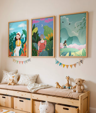Ensemble de trois œuvres d'art colorées avec des paysages naturels et des figures humaines