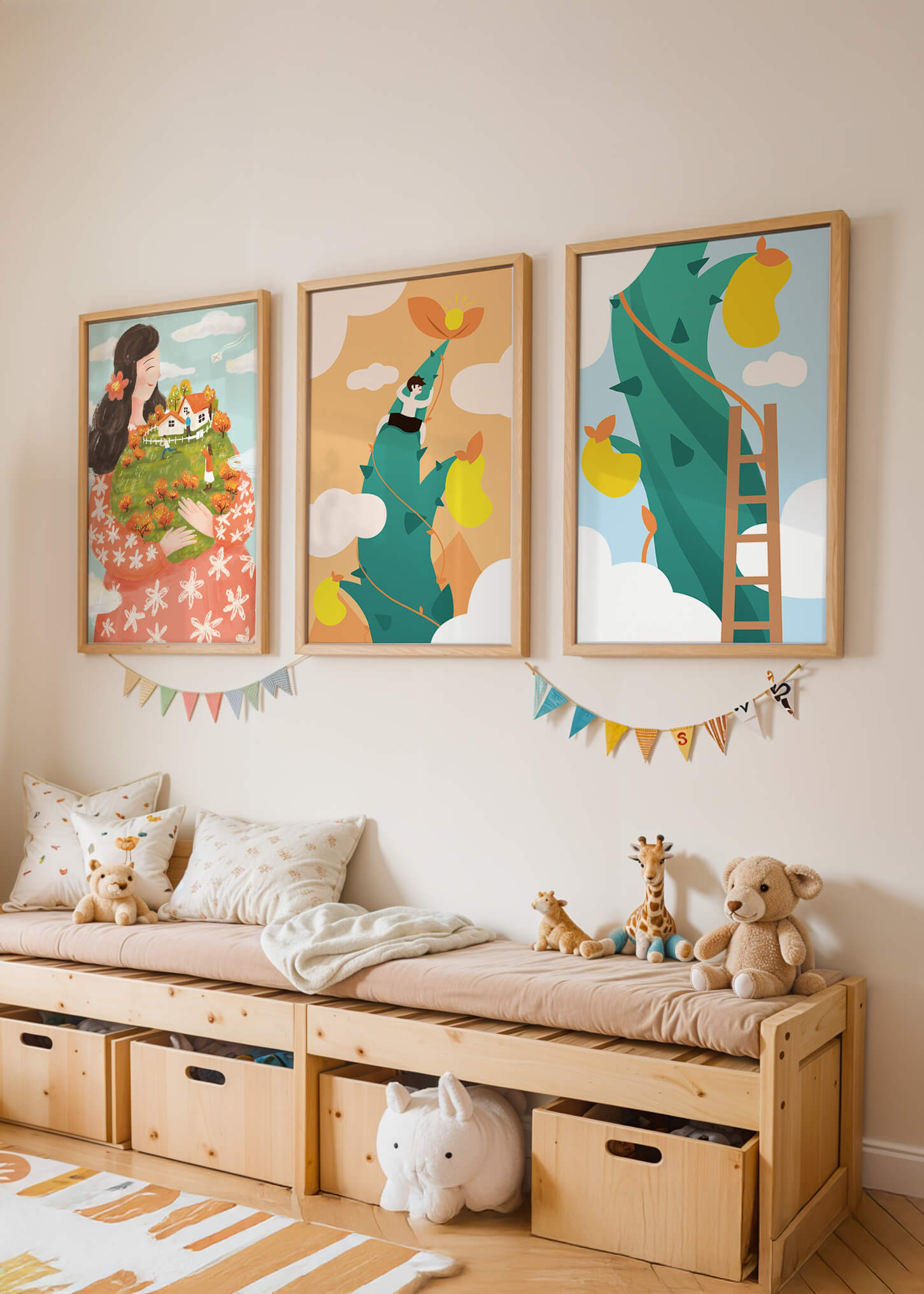 Ensemble de trois tableaux avec des illustrations colorées