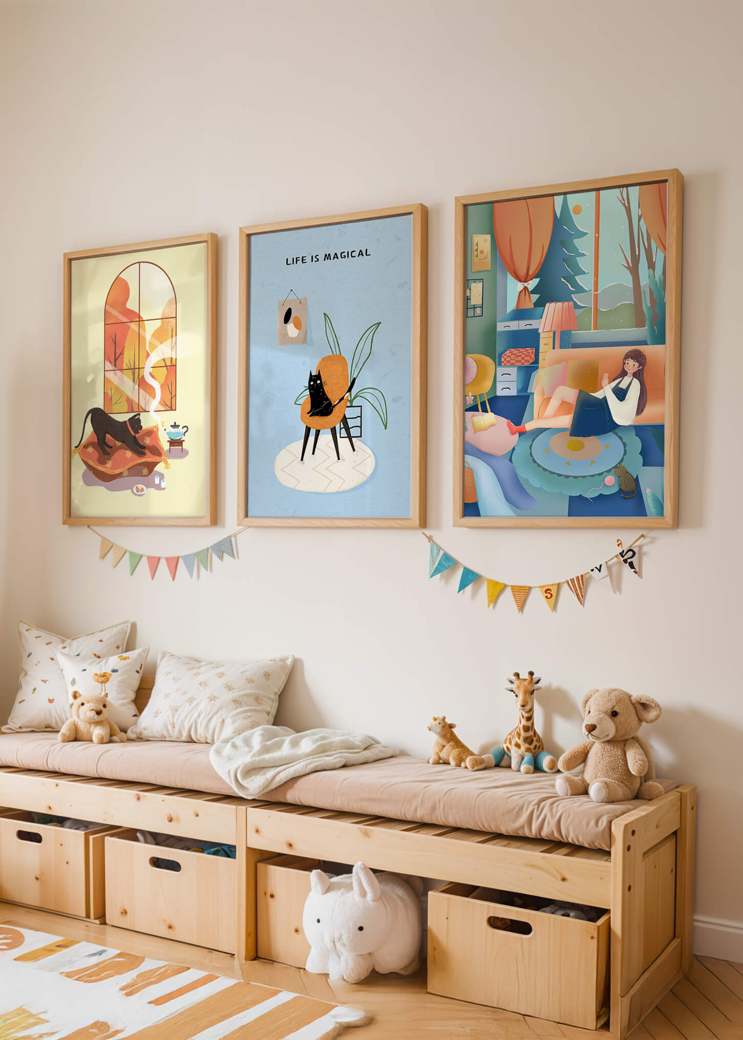 Triptyque d'art moderne avec des illustrations de chats et des scènes colorées