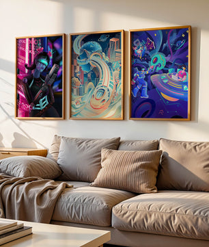 Set aus drei futuristischen Kunstdrucken in modernem Umfeld