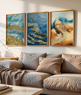 Ensemble de tableaux abstraits avec textures dorées au style moderne