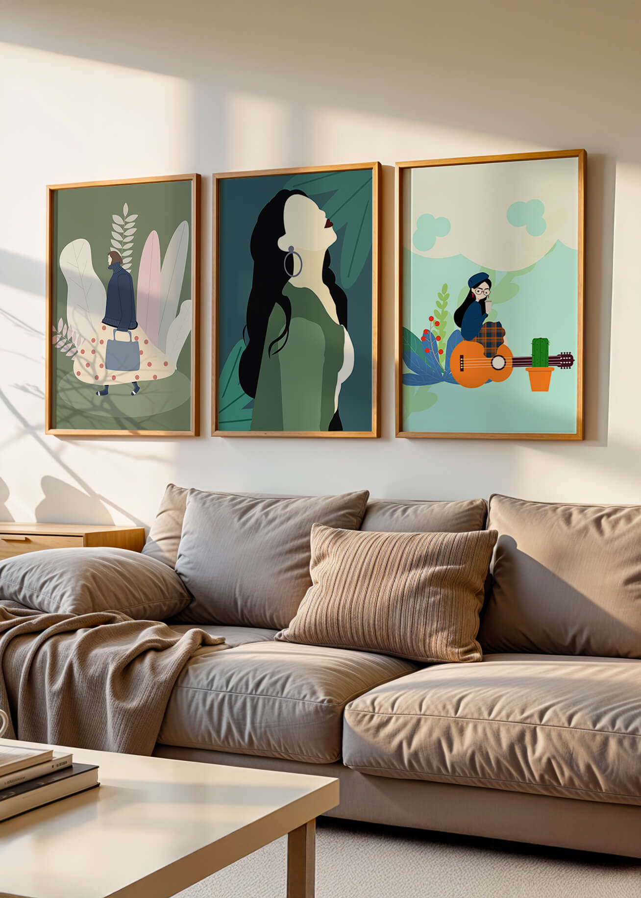 Triptyque d’Illustrations Modernes avec Figures Féminines