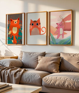 Triptyque d’illustrations de chats dans des designs modernes