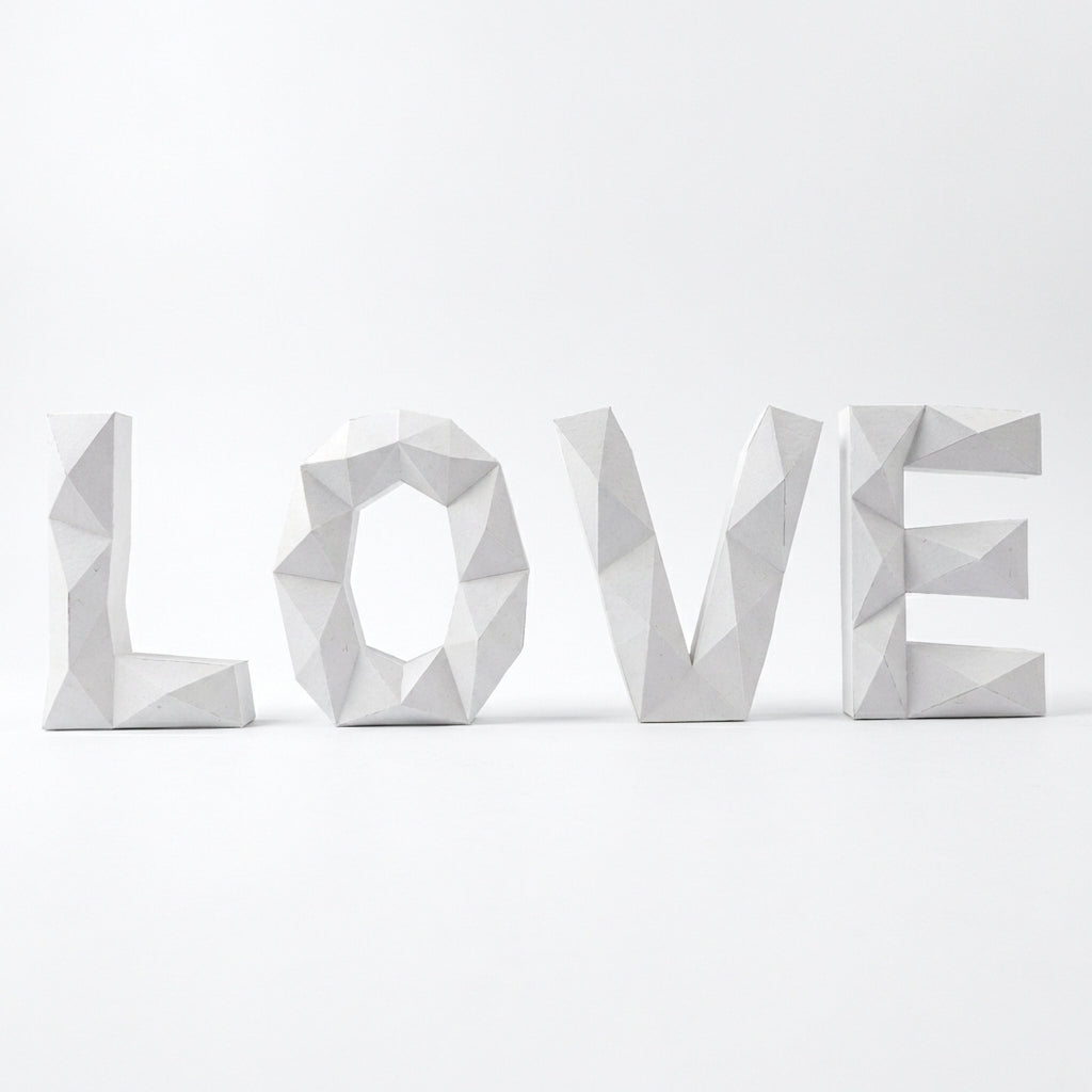Giant LOVE 3D Papercraft Kit – 50cm Large BIG Geometric Sculpture for Home & Events (Uncut Paper in Tube) - Mi tienda